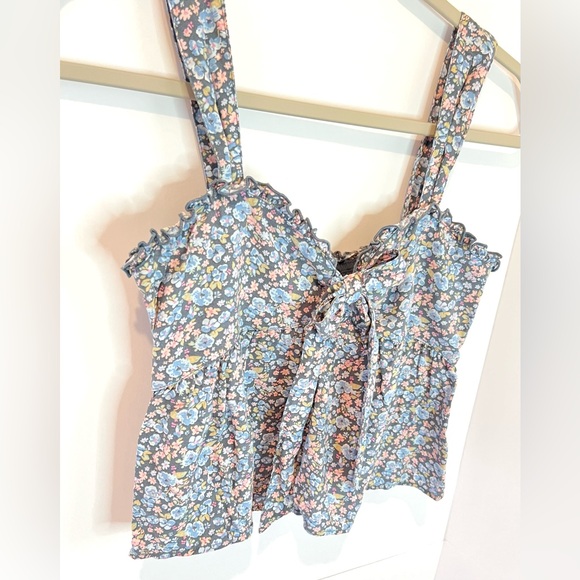 American Eagle floral tie front cropped tank, S - Picture 3 of 6
